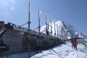 赤岳展望荘の風力発電機