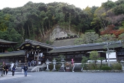 立派な神社