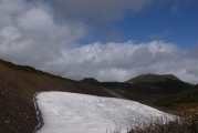 雪渓が所々に