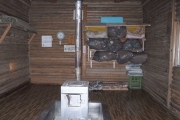 こざっぱりした快適な小屋