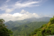 大峯の山々を望む