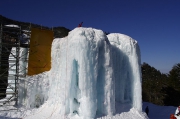 青い氷壁 青い氷壁
