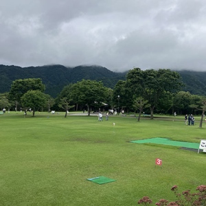 パークゴルフ場は大賑わい