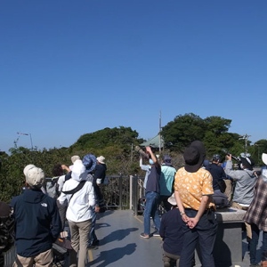 皆が一斉にレンズを向ける