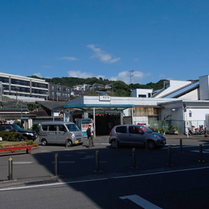 二子山ハイキングコースへ