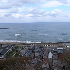 海の向こうに佐渡島
