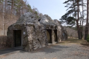 三つ峠山型公衆トイレ