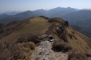 三嶺避難小屋方面