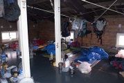 小屋は蛻の殻