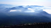 山中湖と丹沢山系
