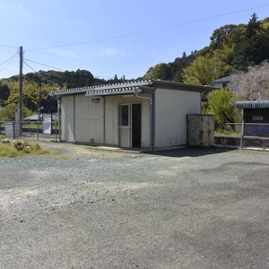 伊予平野駅