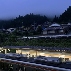 早朝はガスっている