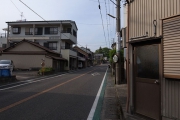 牛妻坂下のバス停