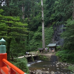 神橋と須賀の瀧