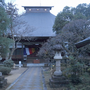 医王寺本堂