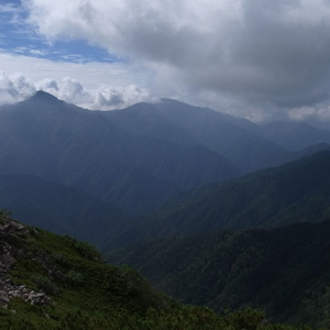 北岳方面の山々