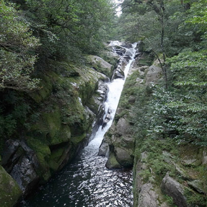 水の島